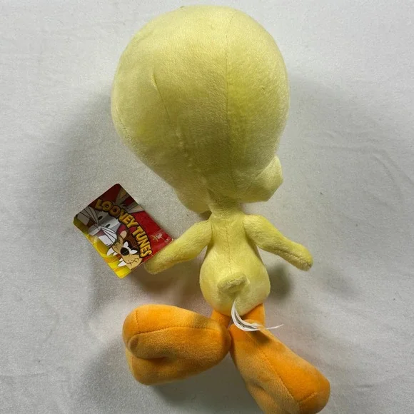 Looney Tunes Tweety Bird Plush Medium Six Flags Stuffed Animal Yellow Bird NWT - Picture 2 of 9